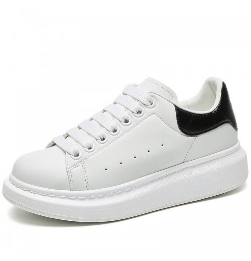 Hot Selling Men Women Genuine Leather Luxury Designer White Chaussures Shoes Platform Sneakers Casual Sport Shoes Woman Hot Selling Men Women Genuine Leather Luxury Designer White Chaussures Shoes Platform Sneakers Casual Sport Shoes Woman